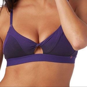 Stance twisted bralette